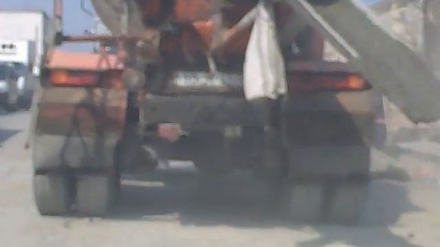 Бетономешалки Баку (причина плохих дорог) смотреть онлайн