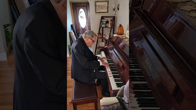 "Amazing Grace " Rev. Daniel Johnson (90 years old, 70+ years in ministry) смотреть онлайн