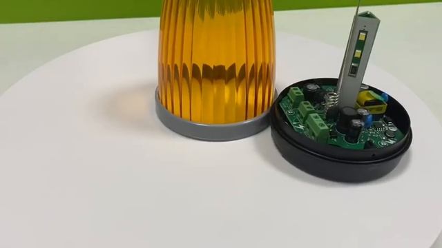 Сигнальная лампа LED F5096 (з антенною) смотреть онлайн