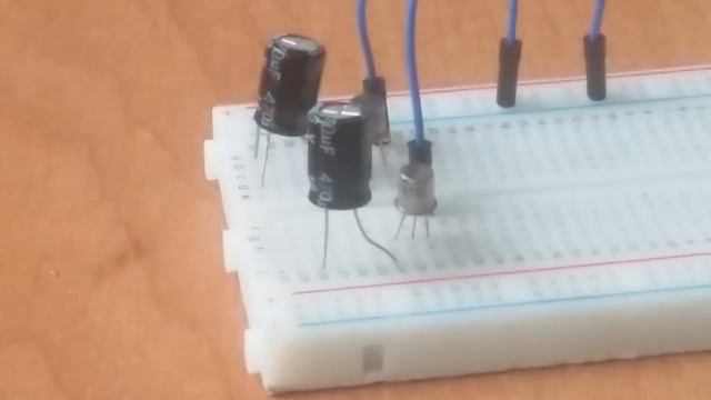 Симметричный мультивибратор на кт3102 смотреть онлайн
