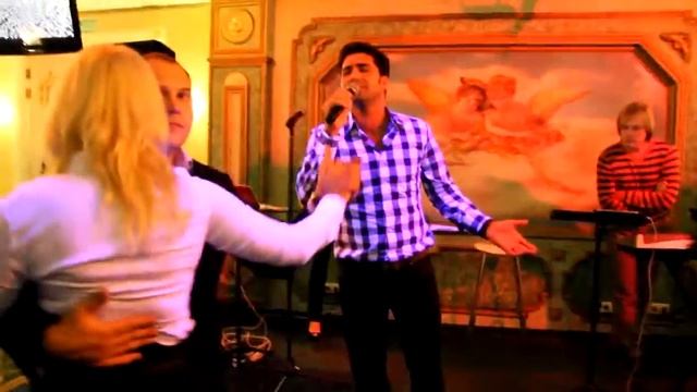 Турецкий гость певец Адиль Гараджа в сказке востока смотреть онлайн