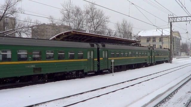 Электропоезд ЭД4М-0358 станция Реутово смотреть онлайн