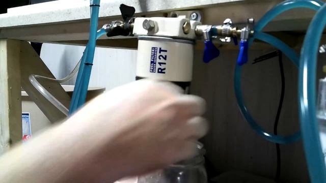 How to clean and maintenance the R12T fuel/water removal filter. смотреть онлайн
