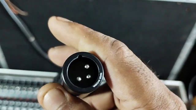 SHURE SV200 Vocal Microphone Unboxing Review Price & Soundtest #shure #shuremicrophones #microphone смотреть онлайн