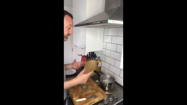 2 Runny Poached Eggs смотреть онлайн