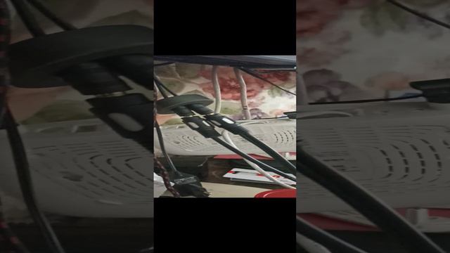 Как я в максимальном уровне звука убрал помехи,наводки,шумы смотреть онлайн