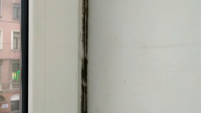 А из нашего окошка САЖА сыплется немножко... смотреть онлайн