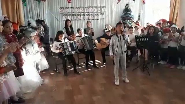 Амангелді ауылы. "Дала үні" Балалар ансамблі. Сырдария ауданы смотреть онлайн