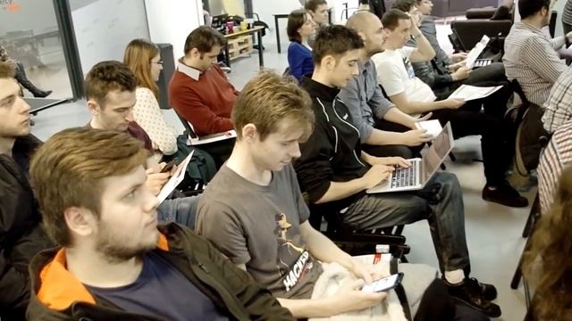 Dan Gârlașu (Oracle University) la Bucharest Java Bootcamp #1 Meetup смотреть онлайн