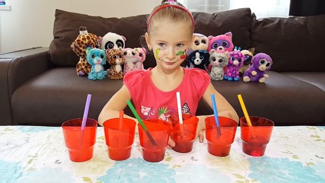 Супер СОК ЧЕЛЛЕНДЖ угадай и объясни вкус сока.. Kids juice Challenge Miss Nicole смотреть онлайн