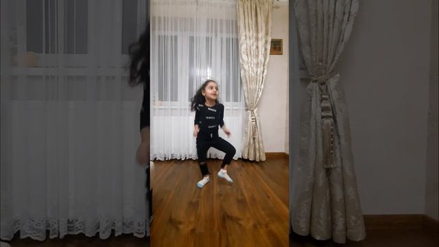 Как научиться танцевать дома ? смотреть онлайн