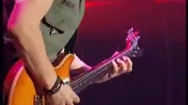 Shakira - Objection Tango Afro-punk version (Official Video) смотреть онлайн