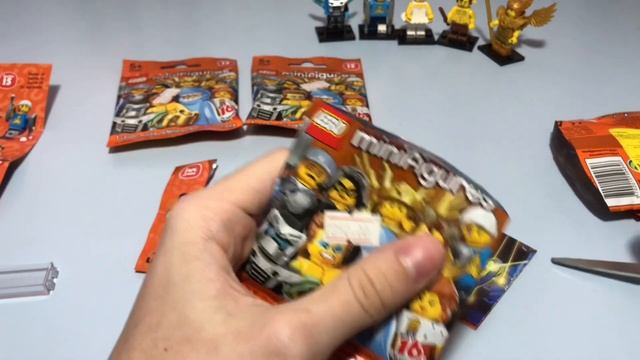 РАСПАКОВКА МИНИФИГУРОК LEGO 15 серия 71011 (2 часть) смотреть онлайн