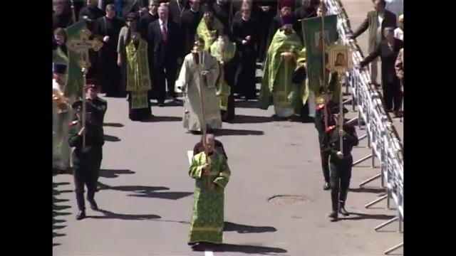 Крестный Ход из Софийского собора в Спасо Евфросиниевский монастырь 2010 смотреть онлайн