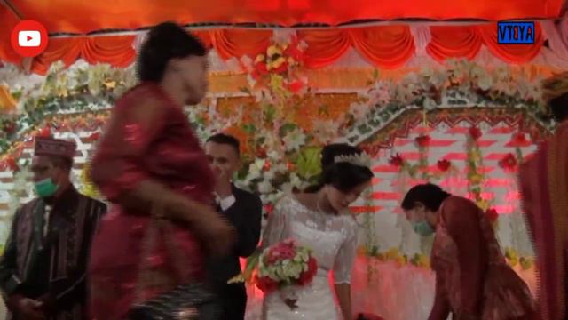 Kerennnn....Lagu Pernikahan ini-Dinyanyikan Oleh pengantin-suaranya luarr biasa смотреть онлайн