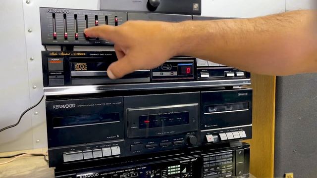 En búsqueda de electrónicos vintage #vintageelectronics #kenwood #fisher #equalizer #cassettedeck смотреть онлайн