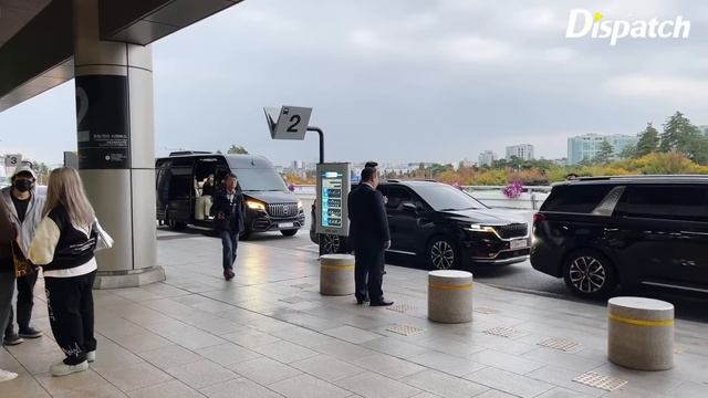 [LIVE] 필릭스(스트레이 키즈), "김포국제공항 출국" l FELIX(SKZ), "GMP INT Airport Departure" [공항] смотреть онлайн
