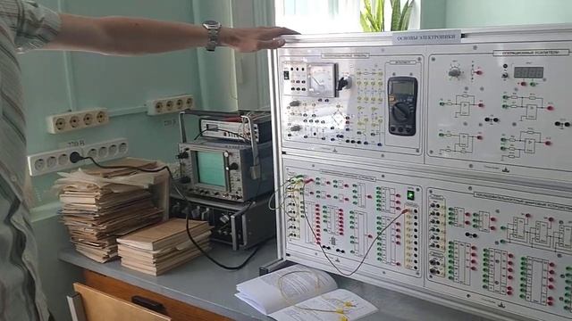 Кейс: учебный стенд "Основы электроники ОЭ-М4-НР" на МГУ им. А.А. Кулешова смотреть онлайн