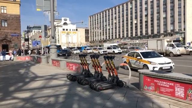 Подготовка к открытию сезона проката электросамокатов в Москве. смотреть онлайн