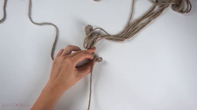 Transforming Ladder Strap Knot into Macramé Plant Hanger | DIY Plant Hanger Tutorial Using 4 Knots смотреть онлайн