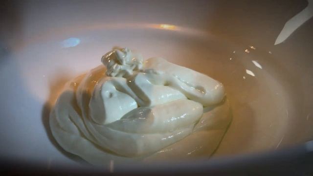 Заливной пирог с рыбной консервой | Быстрый пирог с консервой смотреть онлайн