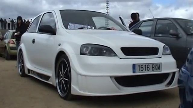 Opel Astra G 2.0 DTI Sport смотреть онлайн
