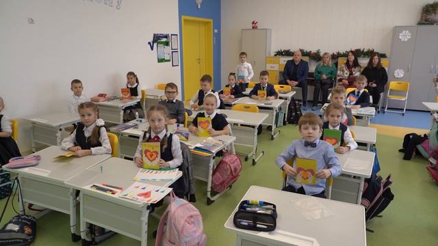 Как прошёл день благодарности родителям в одной из школ Белгорода смотреть онлайн