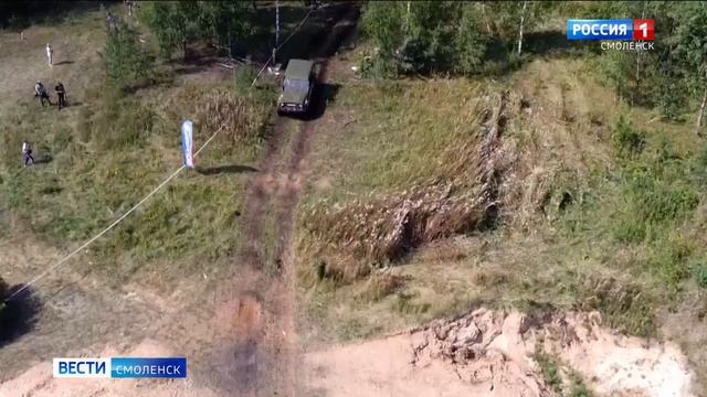 Под Касплей автомобилисты и мотоциклисты соревновались в экстремальной езде смотреть онлайн