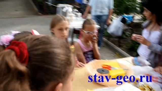 посиделки  - Летние фантазии / жилой район Гармония / аллея ласточек