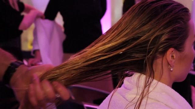 ПЛЯЖНАЯ укладка / тестирование ухода Kerastase 24 карата смотреть онлайн