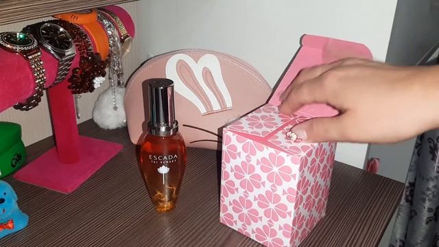 Парфюмерия из магазина Летуаль: обзор и распаковка ESCADA Taj Sunset Limited Edition, Kate Spadе? смотреть онлайн