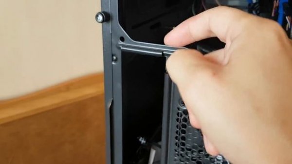 Недорогой корпус Computer Case AEROCOOL Cruisestar Advance