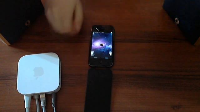 Распаковка роутера Apple Airport Express. Обзор и тестирование