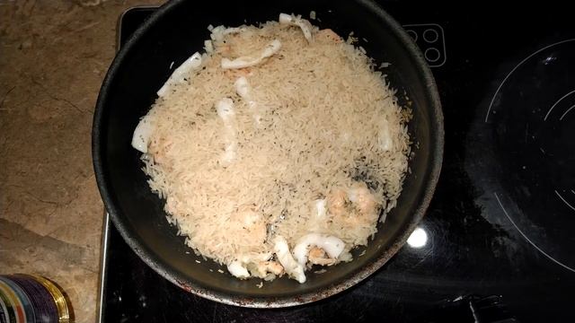 Самый простой рецепт-рис с морепродуктами!!! смотреть онлайн