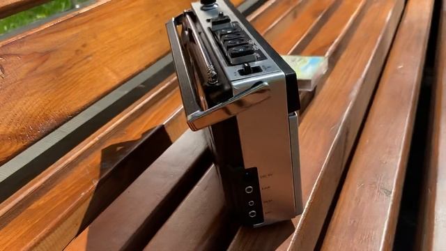 Кассетный магнитофон Sanyo M1700H смотреть онлайн
