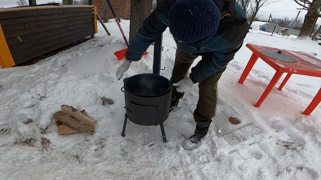 ИНДЮКОВ БОЛЬШЕ НЕТ . ГОТОВИМ В КАЗАНЕ ! [Жизнь в деревне] смотреть онлайн