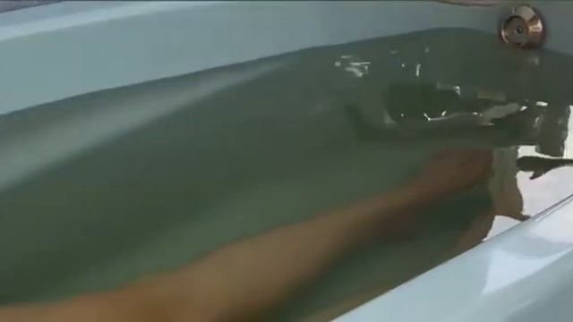 Лекарственная ванна в ЦВМиР "Березовая роща" (водолечебница) смотреть онлайн