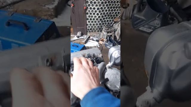 Дизельна помпа ОМ602 2.9 насос пн 40. смотреть онлайн