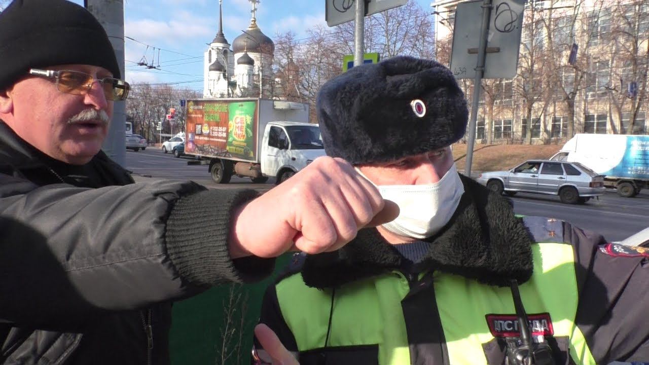 Воронеж. #2. Элемент в погонах заистерил не на шутку и отмазал царьков смотреть онлайн