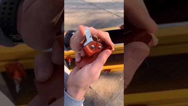 Пружинные зажимы / клипсы / стяжки для опалубки смотреть онлайн