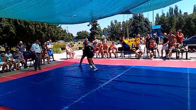 16.08.2015 . 16 -17 років.Цілинко Андрій (Лазурне) & Трофіменко Денис (Миколаїв) 2 раунд смотреть онлайн