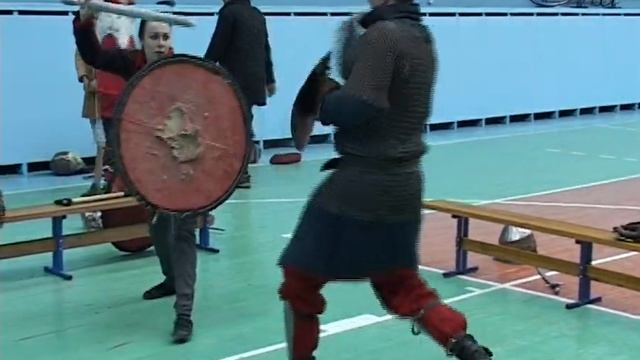 В кольчугах и с мечами смотреть онлайн