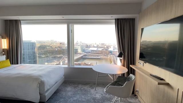 Chambre Twin Supérieure, Vue Tour Eiffel - Courtyard by Marriott Paris Gare de Lyon смотреть онлайн