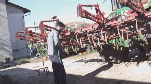 Αλλαγη δοντιων στον καλιεργητη смотреть онлайн