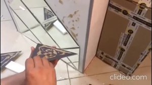 Монтаж зеркального панно из зеркальной плитки с фацетом