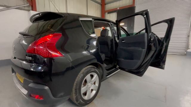 Peugeot 3008 2.0 h e-HDi SR EGC 4WD Euro 5 (s/s) 5dr смотреть онлайн
