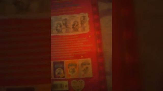 #1 Видео-обзор на книгу из серии "Дневник Никки” автора Рейчел Рене Рассел " Мне не позавидуешь!” смотреть онлайн