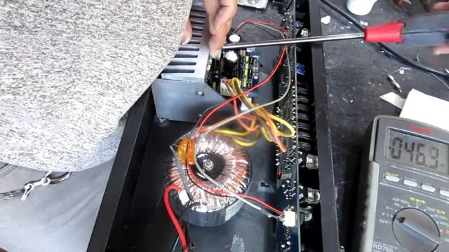 BEHRINGER BXL 900 SUARA MATI смотреть онлайн