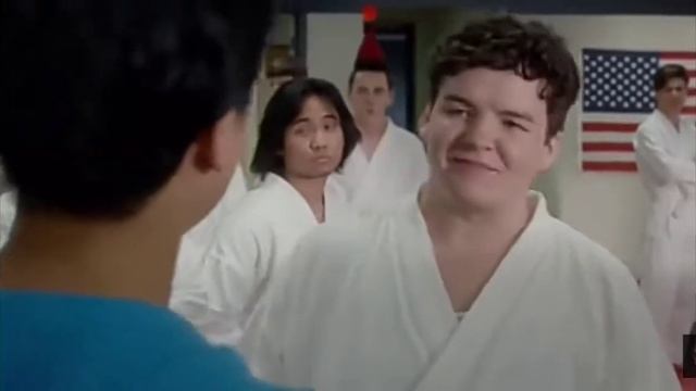 ястреб отомстил обидчикам.кобра кай