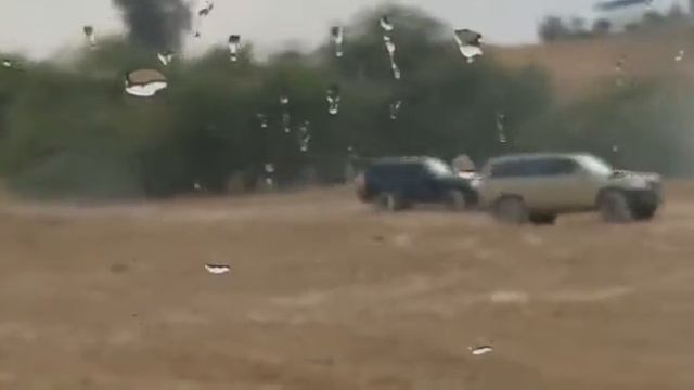 Toyota Land cruiser vs Nissan Patrol desert drifting смотреть онлайн